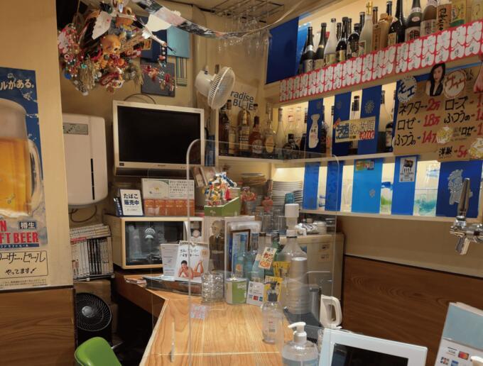 店内カウンターの様子